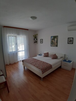 2 bedrooms, free WiFi, bed sheets