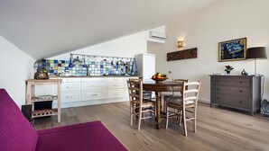 Interior - Holiday Apartment on the Sea in Taormina, Sicily (Taormina)