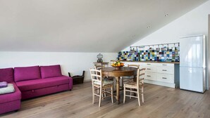Interior - Holiday Apartment on the Sea in Taormina, Sicily (Taormina)