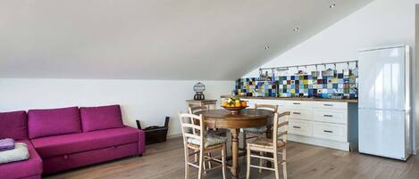 Kitchen, Living Room