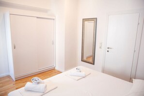 1 bedroom, free WiFi, bed sheets - Apartment in Vodice with Terrace, Air condition, WIFI (4323-2) (Vodice)