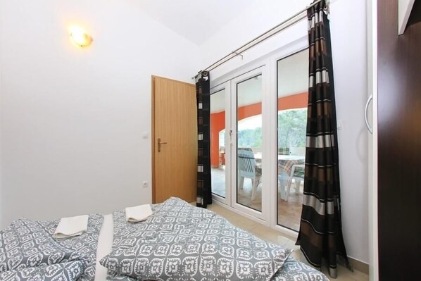 2 bedrooms, free WiFi, bed sheets