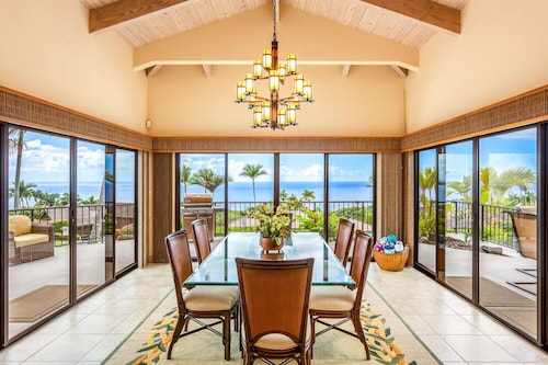 Stunning Luxury Estate 🌺 Superb Private Lanai & Breathtaking Sunsets! 🌅 Keauhou Luxury Estate
