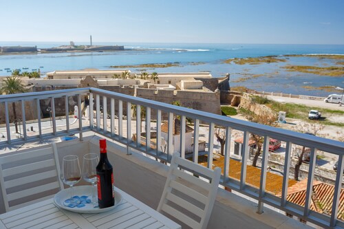 OCEANO Family Home free parking by Cadiz4Rentals