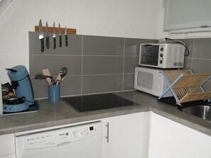 Fridge, microwave, oven, stovetop - Nice appartment for 4 with sea view (LACANAU OCEAN)