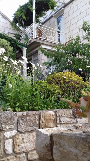 Exterior detail - Apartment in Lumbarda with Seaview, Terrace, WIFI, Washing machine (869-2) (Lumbarda)