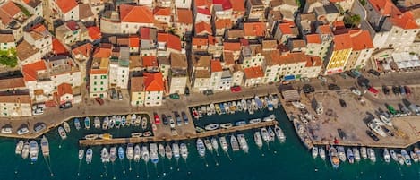 Marina