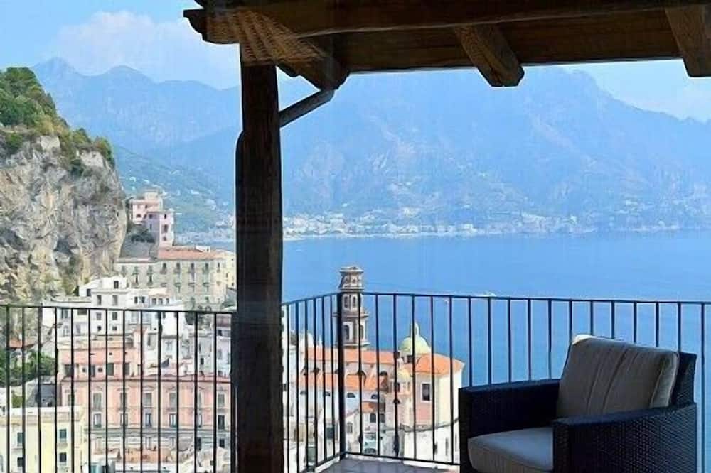 Villa Medea: An elegant and welcoming four-story villa set into the cliff, sheer above the sea, with Free WI-FI.