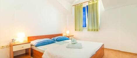 1 bedroom, free WiFi, bed sheets, wheelchair access