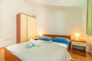 1 chambre, Wi-Fi gratuit, draps fournis