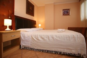 2 bedrooms, free WiFi, bed sheets, wheelchair access