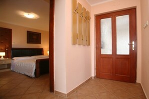2 chambres, Wi-Fi gratuit, draps fournis