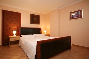 2 chambres, Wi-Fi gratuit, draps fournis