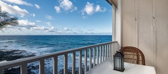 Amazing Oceanfront - Loop naar Town & Beach - Hale Kona Kai 1 slaapkamer Condo met AC