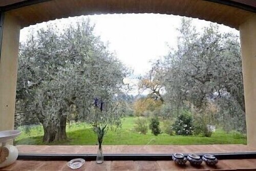 Villa Verena: Eine herrliche zweistöckige Villa im charakteristischen Stil der toskanischen Landschaft.