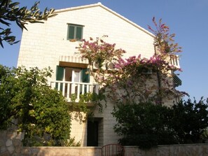 Exterior - Apartment in Bol with Seaview, Balcony, Air condition, WIFI (3416-3) (Bol)