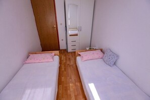 2 chambres, Wi-Fi gratuit, draps fournis