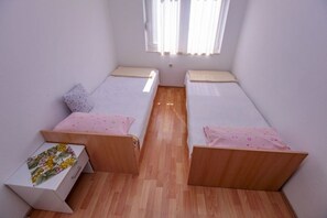 2 chambres, Wi-Fi gratuit, draps fournis
