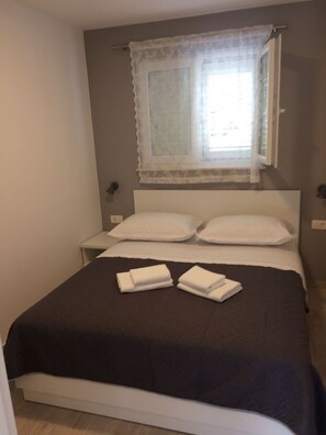2 bedrooms, free WiFi, bed sheets