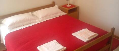 1 bedroom, free WiFi, bed sheets, wheelchair access