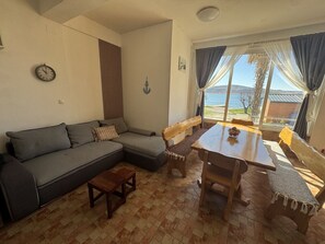 TV - Apartment in Seline with Seaview, WIFI, Washing machine (4209-1) (Seline)