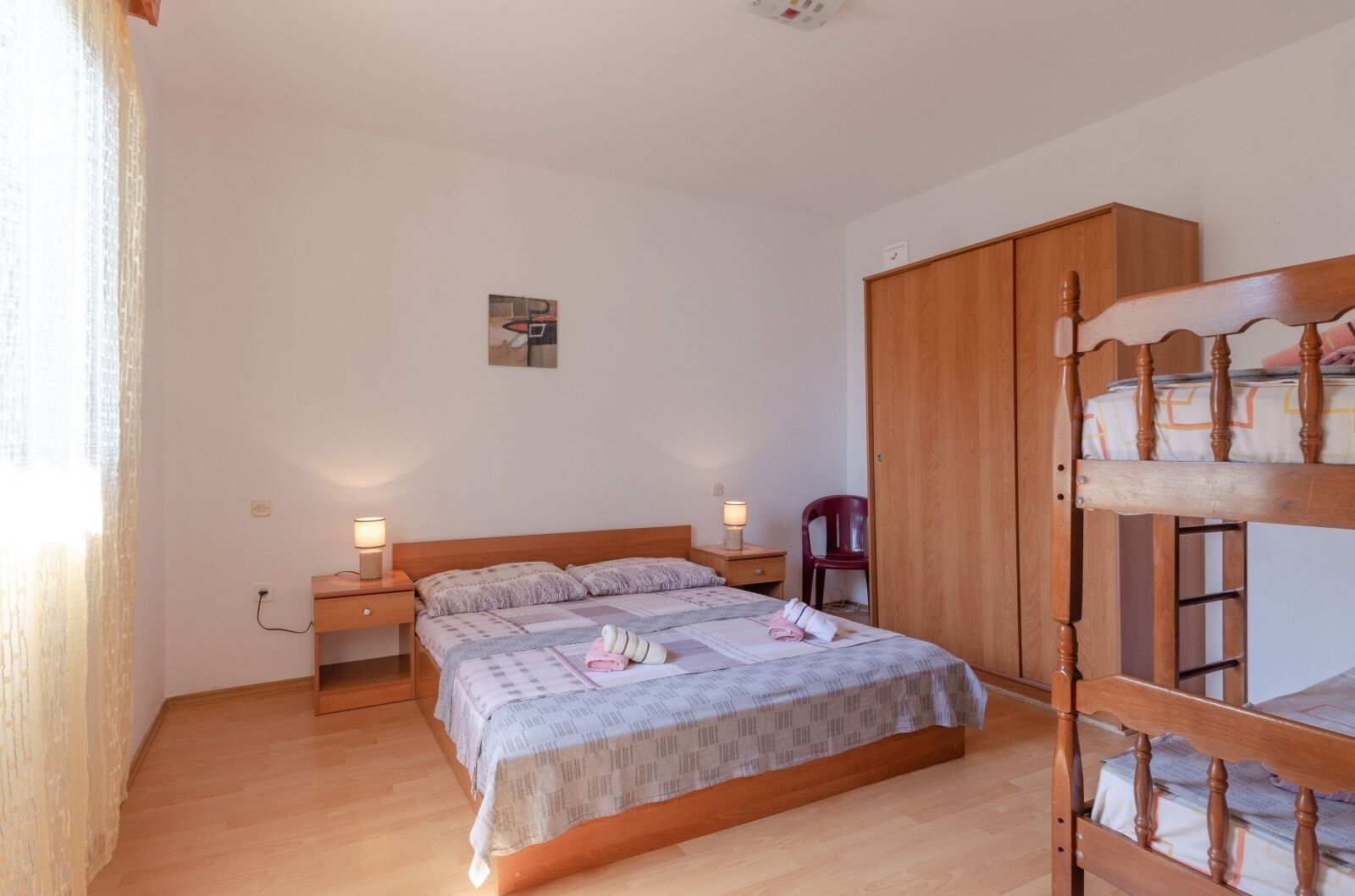 1 camera, Wi-Fi gratuito, lenzuola