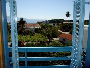 Property grounds - Apartment in Sućuraj with Seaview, Balcony, Air condition, WIFI (3560-1) (Sucuraj)