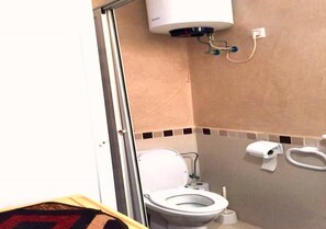 Shower, bidet - Residence The Pearls of Tamaris 4461 (Tamaris)