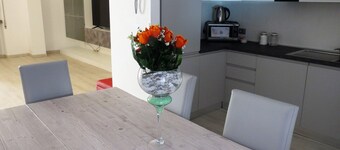 Neue Wohnung im historischen Zentrum mit eigener Garage