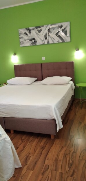 1 bedroom, free WiFi, bed sheets, wheelchair access