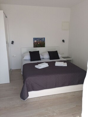 Free WiFi, bed sheets - Studio apartment in Podgora with Seaview, Balcony, Air condition, WIFI (4492-4) (Podgora)