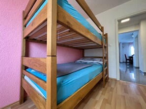 1 bedroom, free WiFi, bed sheets