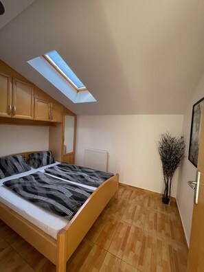 1 bedroom, free WiFi, bed sheets, wheelchair access