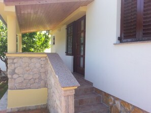 Exterior detail - Apartment in Nin with Terrace, Air condition, WIFI (3722-2) (Nin)