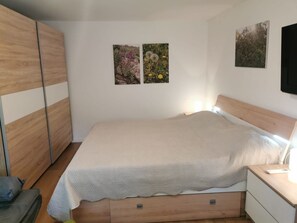 1 quarto, ferros/tábuas de passar roupa, Wi-Fi de cortesia