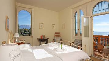 7 bedrooms, in-room safe, iron/ironing board, WiFi (free)