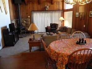 Flat-screen TV, fireplace, DVD player - Courchevel 37 (Mammoth Lakes)