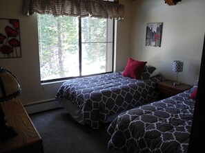 Unclassified image, 4 of 20, button