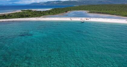 Holiday Home in Miholaščica with Terrace, Air condition, WIFI (66-1)