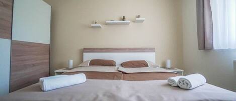 1 chambre, Wi-Fi gratuit, draps fournis