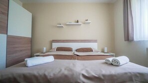 2 chambres, Wi-Fi gratuit, draps fournis