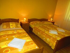 1 bedroom, free WiFi, bed sheets, wheelchair access