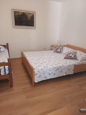 1 bedroom, free WiFi, bed sheets, wheelchair access