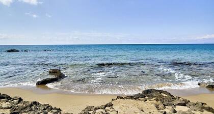 Appartamento Apollonia B: A pleasant and spacious one-story apartment that is part of a villa situated at a short distance from the beach, with Free WI-FI.