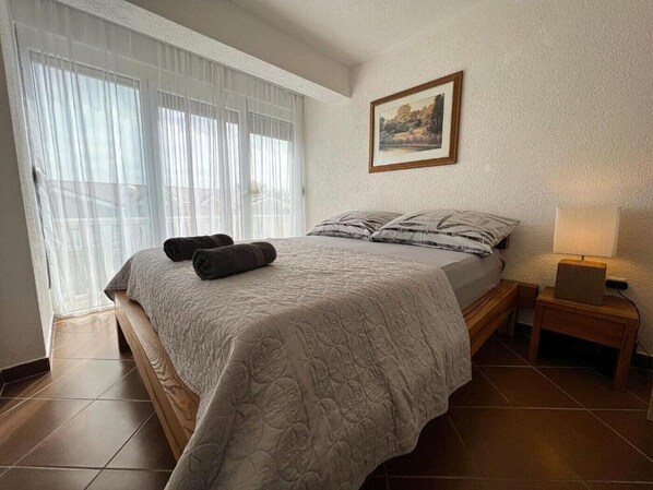 2 bedrooms, free WiFi, bed sheets