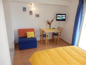 Free WiFi, bed sheets - Studio apartment in Duće with Seaview, Balcony, Air condition, WIFI (4173-7) (Duce)