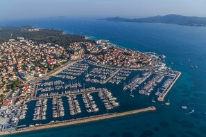 Marina/club náutico