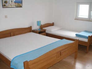 1 chambre, draps fournis, accès pour personnes à mobilité réduite