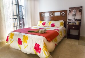 1 habitación, tabla de planchar con plancha, internet y ropa de cama 