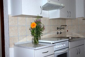 Kühlschrank, Ofen, Herdplatte, Gefrierschrank